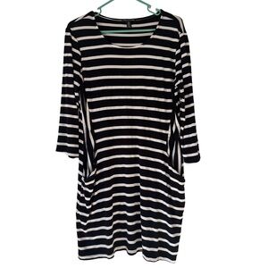 Nina Leonard Black and White Striped Long Sleeve Dress
